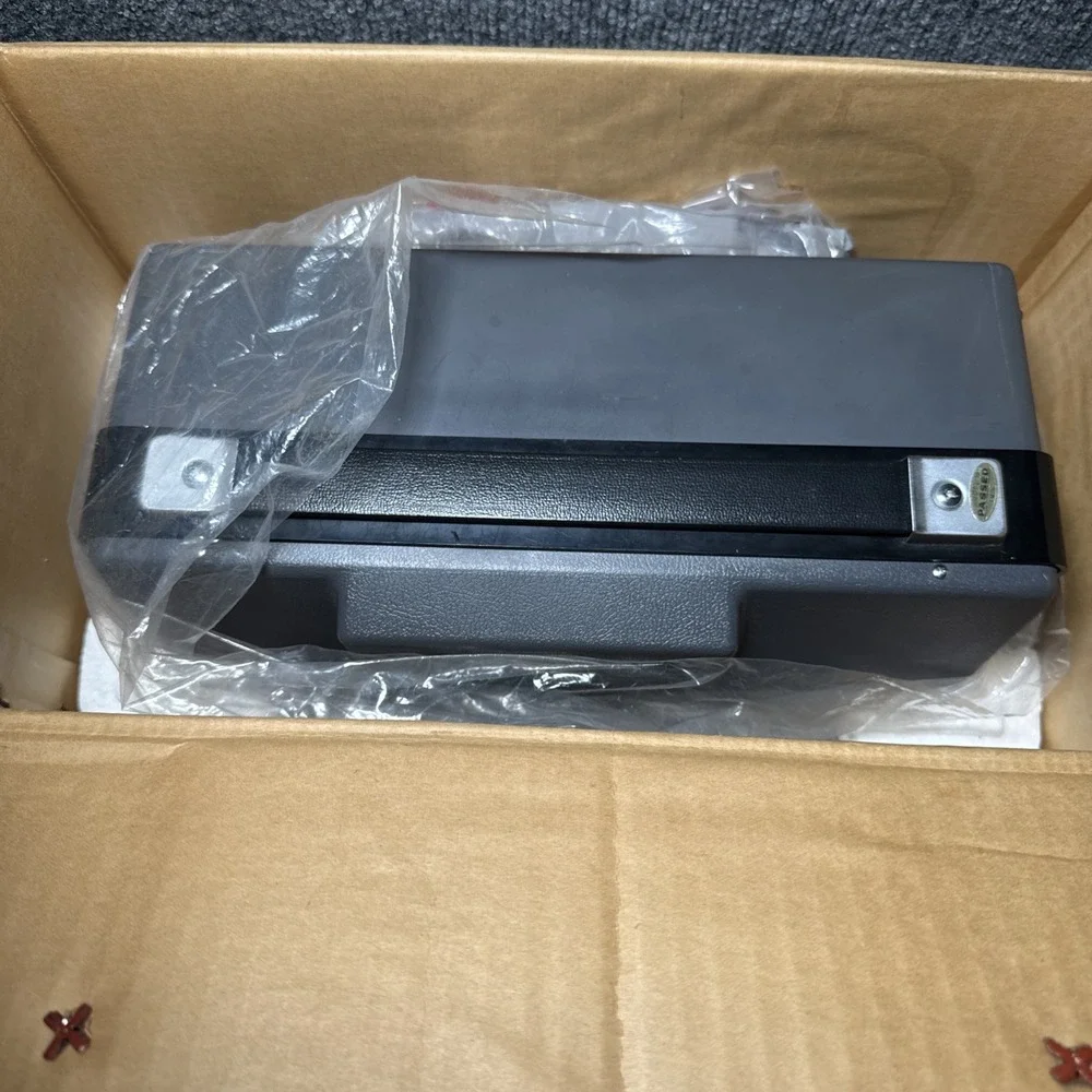 Canon P-8 Cine Star S-2‎ w/Accessories & Box READ